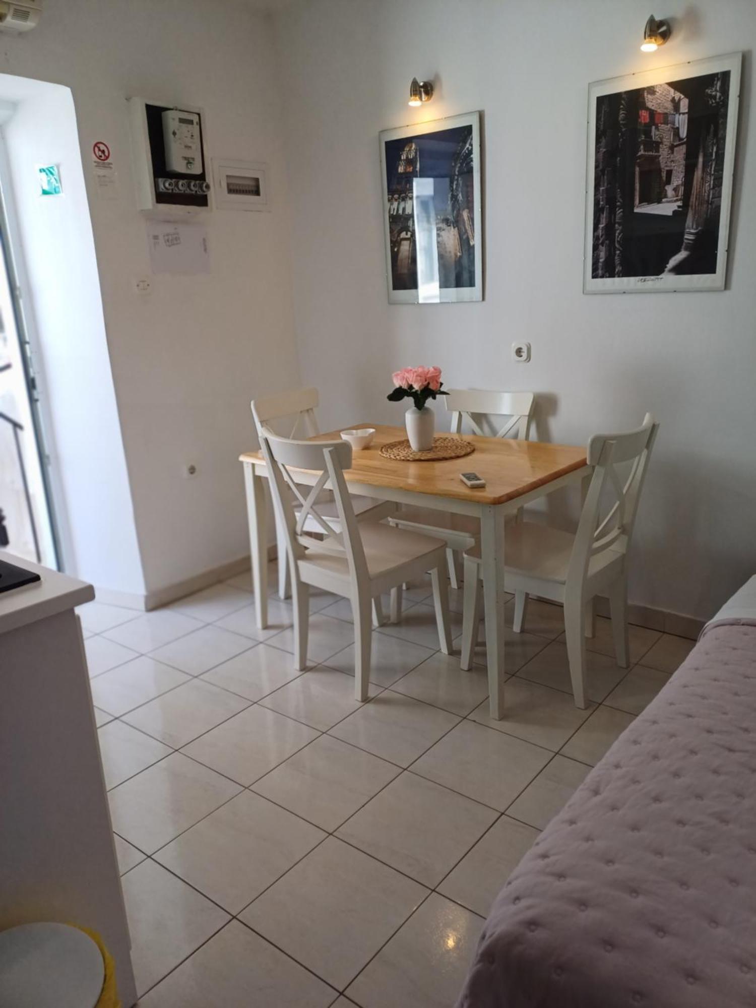 Private Apartments In Diocletians Palace Split Ngoại thất bức ảnh