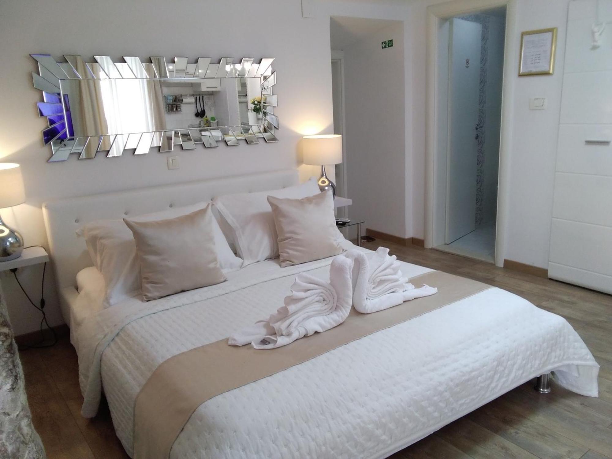 Private Apartments In Diocletians Palace Split Ngoại thất bức ảnh